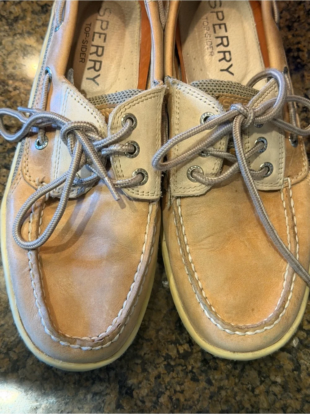 Sperry Light Tan cream  Boat Shoes size 8 leather breathable casual